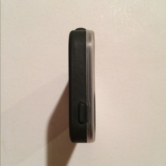 LifeProof NÜÜD iPhone 5c Waterproof Case - Black - Picture 7 of 8